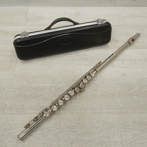 Vist Large View of Product Image Which is Used Selmer Bundy Student Flute