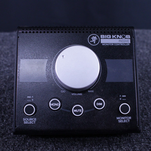 Vist Large View of Product Image Which is Used Mackie BIG KNOB Compact Recording Device