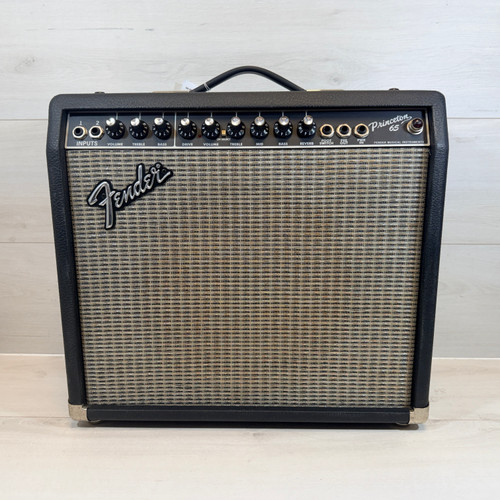 Vist Large View of Product Image Which is Used Fender PRINCETON 65 Solid State Guitar Amp 1 x 12