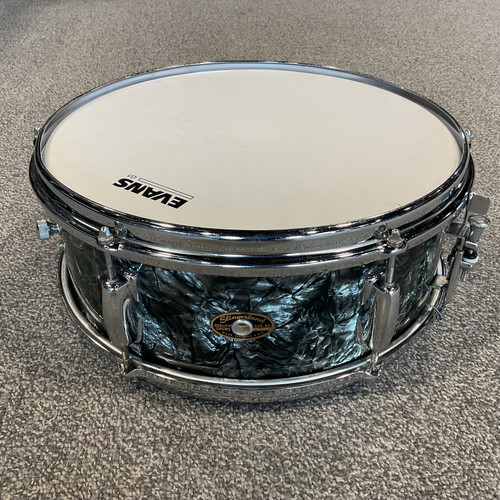 Vist Large View of Product Image Which is Used SLINGERLAND 5.5 X 14 6 LUG STUDENT Snare Drum
