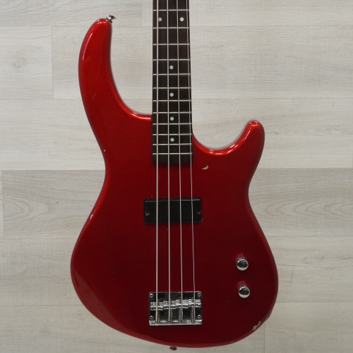 Vist Large View of Product Image Which is Used Dean Edge 09 Bass Guitar Red