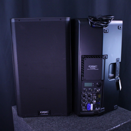 Vist Large View of Product Image Which is Used QSC K12.2 SPEAKER PAIR Powered Full Range Speaker Cabinet