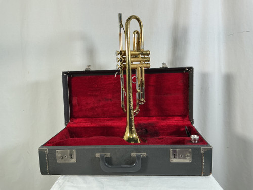 Vist Large View of Product Image Which is Used Buescher ARISTOCRAT TRUMPET Vintage Trumpet