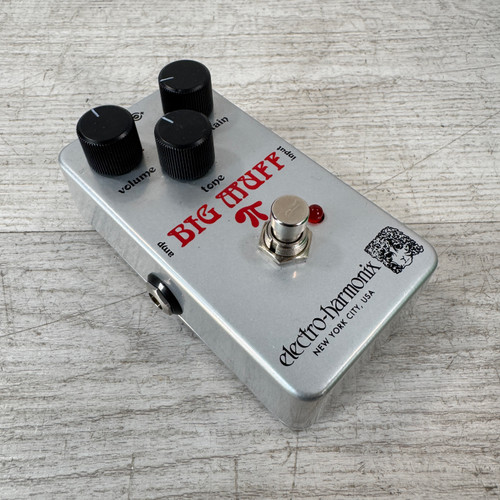 Vist Large View of Product Image Which is Used Electro-Harmonix Ram's Head Big Muff Pi Fuzz Pedal