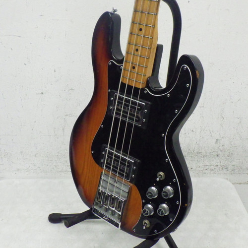 Vist Large View of Product Image Which is Used Peavey T-40 USA Bass Guitar Black 4-String