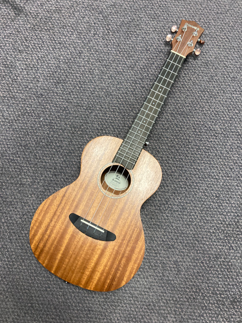 Vist Large View of Product Image Which is Used Donner DUT-1 Ukulele Wood