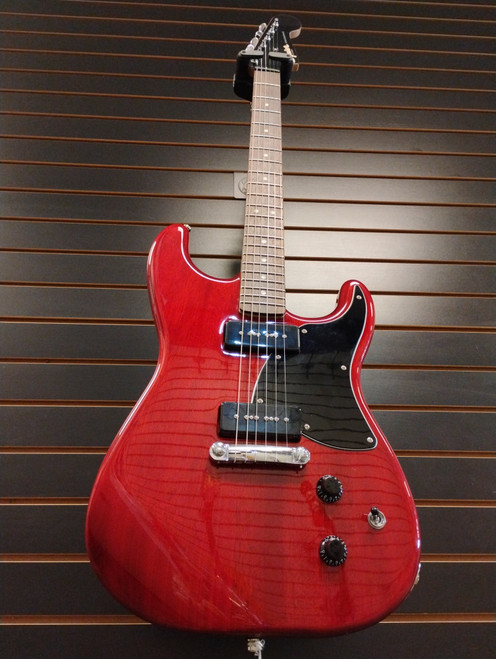 Vist Large View of Product Image Which is Used Squier STRATOSONIC Electric Guitar Red 6-String