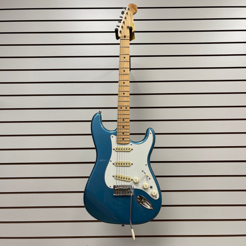 Vist Large View of Product Image Which is Used - Squier CLASSIC VIBE STRATOCASTER 50S Electric Guitar Blue 