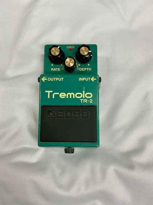 Vist Large View of Product Image Which is Used Boss TREMOLO TR-2 Tremolo Pedal