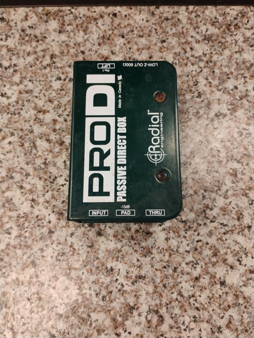 Vist Large View of Product Image Which is Used Radial ENGINEERING PRO DI Guitar Effects Pedal