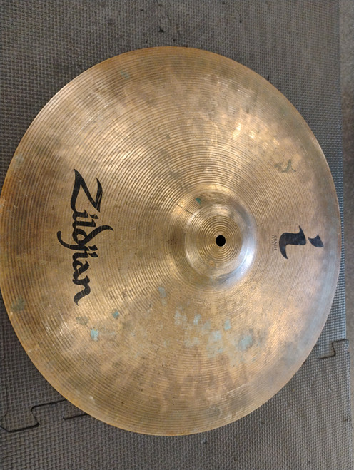 Vist Large View of Product Image Which is Used Zildjian 18 I SERIES CRASH Cymbal 18"
