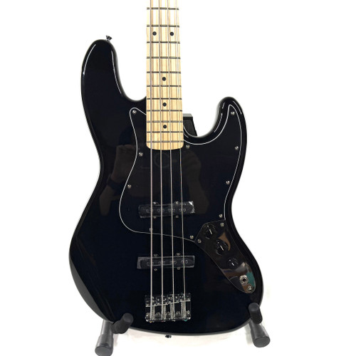 Vist Large View of Product Image Which is Used Squier Affinity Jazz Bass Black