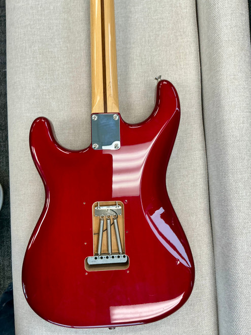 Vist Large View of Product Image Which is Used 2004 Fender STRATOCASTER Electric Guitar - Candy apple red