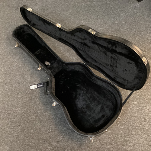Vist Large View of Product Image Which is Used NO BRAND (Brandless Product) CASE - ACOUSTIC Guitar Case