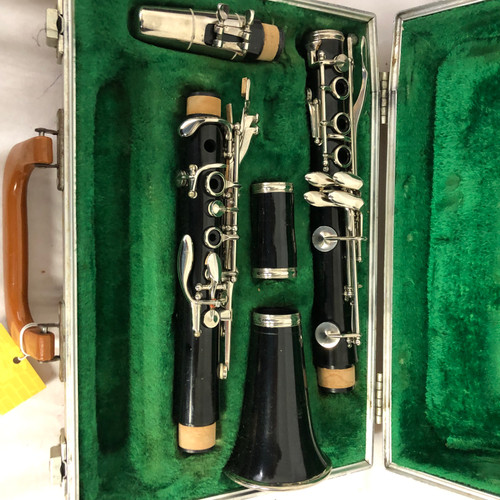 Vist Large View of Product Image Which is Used Boosey & Hawkes 1-10 Resonite Clarinet
