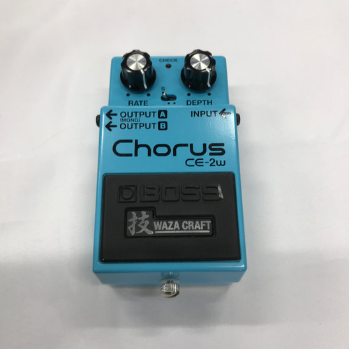 Vist Large View of Product Image Which is Used Boss CE-2W CHORUS WAZA CRAFT Chorus Pedal