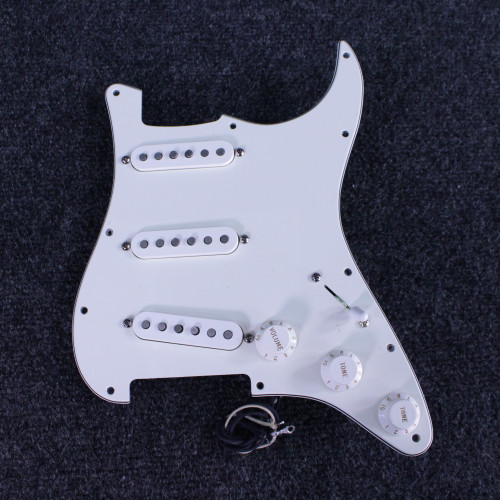 Vist Large View of Product Image Which is Used Fender PURE VINTAGE 65 LOADED PICKGUARD Guitar Pickup