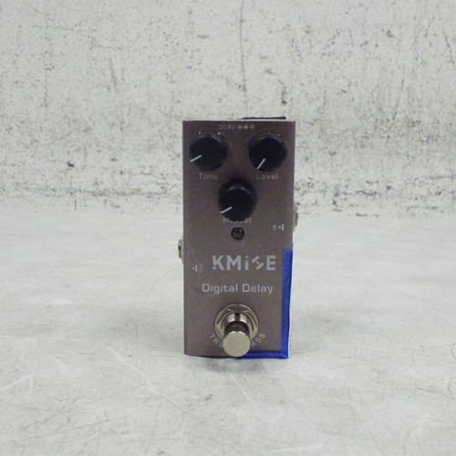Vist Large View of Product Image Which is Used Kmise Digital Delay  Pedal