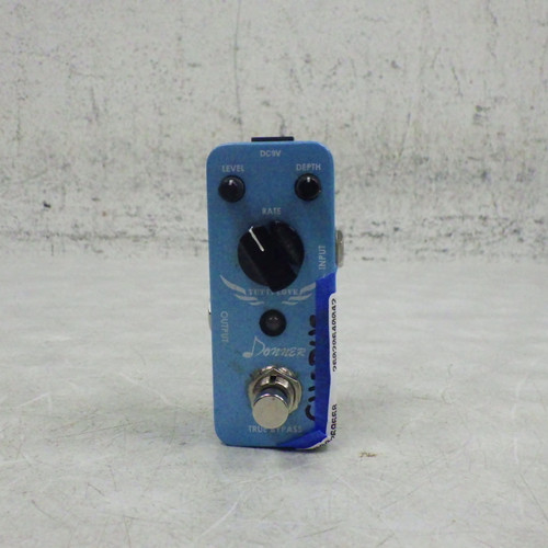 Vist Large View of Product Image Which is Used Donner Tutti Love Chorus Pedal