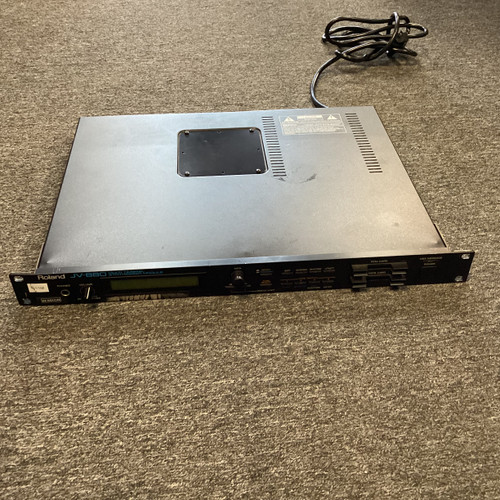 Vist Large View of Product Image Which is Used Roland JV880 Rackmount Synthesizer Rackmount