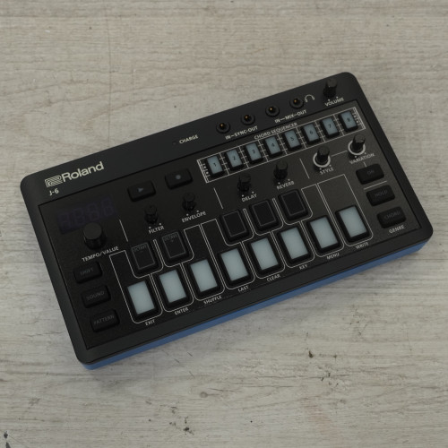 Vist Large View of Product Image Which is Used Roland J-6 Chord Synthesizer Compact Synthesizer