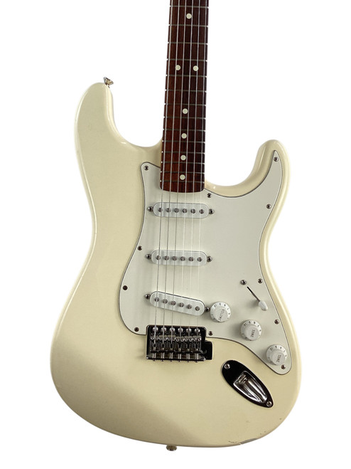 Vist Large View of Product Image Which is Used Fender STRATOCASTER MIM- AS IS WEAR