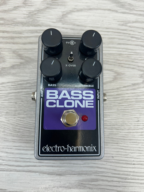 Vist Large View of Product Image Which is Used Electro Harmonix (E/H) BASS CLONE CHORUS Chorus Pedal