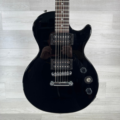 Vist Large View of Product Image Which is Used Epiphone Les Paul Special II LE Electric Guitar - Black