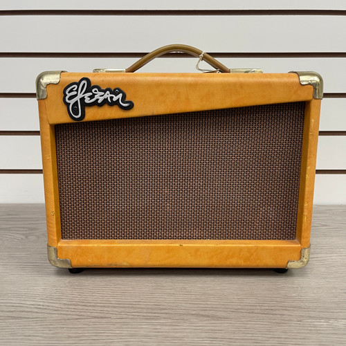 Vist Large View of Product Image Which is Used - Esteban ES-15A Solid State Guitar Combo 