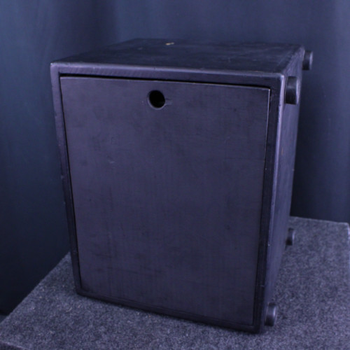 Vist Large View of Product Image Which is Used ISOLATION 112 CAB W/EV FORCE 12 8OHM 1 x 12 Guitar Speaker Cabinet 1 x 12