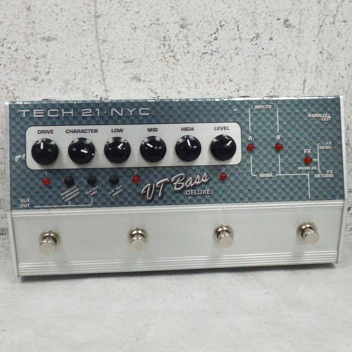 Vist Large View of Product Image Which is Used Tech 21 Vt Bass Deluxe Bass Pre-Amp Pedal
