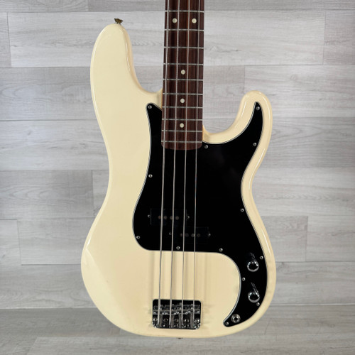 Vist Large View of Product Image Which is Used Fender Squier Series Precision Bass - White - Made in Mexico