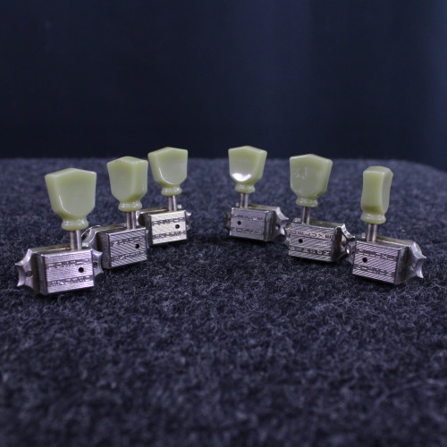 Vist Large View of Product Image Which is Used Gibson 3X3 VINTAGE STYLE TUNERS Guitar Accessory