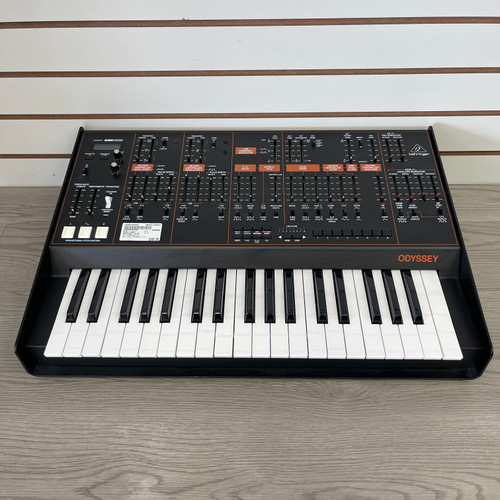 Vist Large View of Product Image Which is Used - Behringer ODYSSEY W/AC 25-Key Synthesizer 