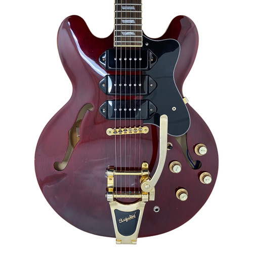 Vist Large View of Product Image Which is Used Epiphone RIVERIA P93 RED WINE/GOLD NO CASE Semi-Hollow Electric Guitar Red 6-String