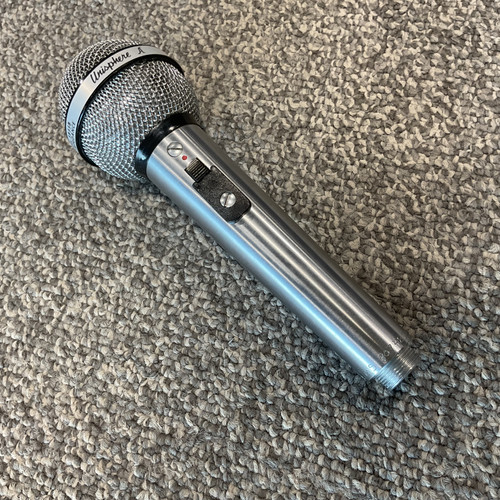 Vist Large View of Product Image Which is Used SHURE UNISPHERE 585SB Dynamic Microphone