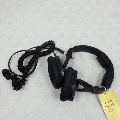 Vist Large View of Product Image Which is Used Sennheiser HD 280 pro Headphones Pro Sound Product