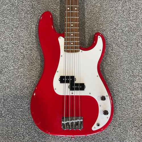 Vist Large View of Product Image Which is Used SQUIER AFFINITY P-BASS Guitar