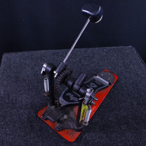 Vist Large View of Product Image Which is Used DW 5000 KICK PEDAL SINGLE Kick Drum Pedal