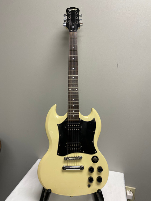 Vist Large View of Product Image Which is Used Epiphone SG G-400 SG Type Electric Guitar White 6-String