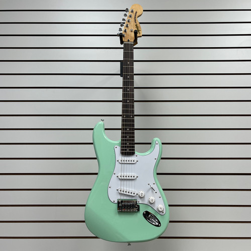 Vist Large View of Product Image Which is Used Squier AFFINITY STRATOCASTER B-STOCK S Type Electric Guitar Green 6-String