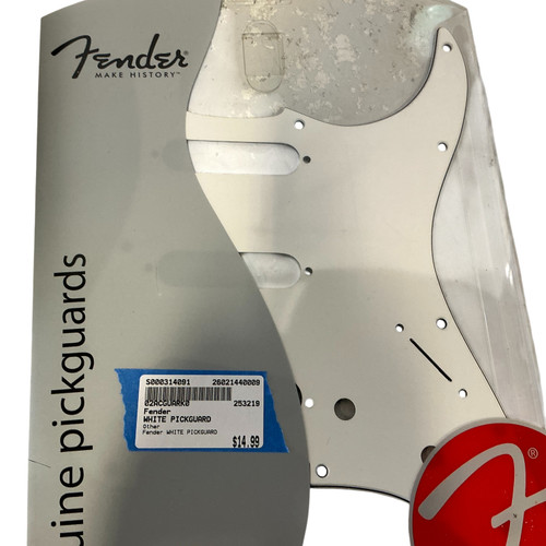 Vist Large View of Product Image Which is Used Fender WHITE PICKGUARD Guitar Hardware