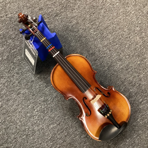 Band Instruments - Violins - Music Go Round