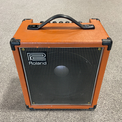 Vist Large View of Product Image Which is Used ROLAND CUBE 60 Solid State Guitar Amplifier
