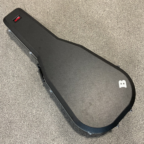Vist Large View of Product Image Which is Used GATOR ACOUSTIC HARD SHELL CASE