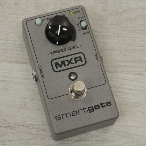 Vist Large View of Product Image Which is Used MXR M135 Smart Gate Noise Reduction Pedal