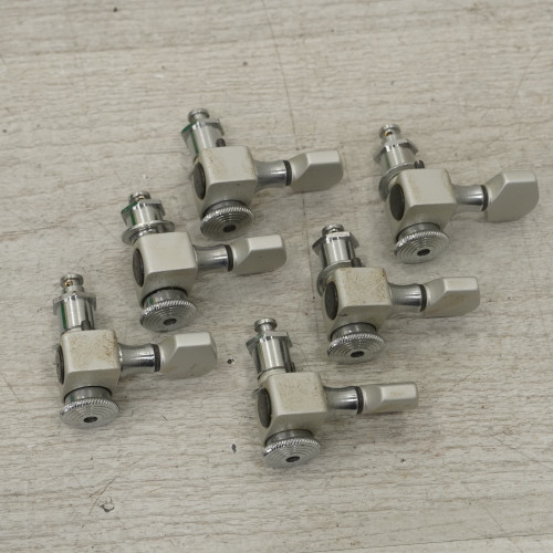 Vist Large View of Product Image Which is Used Sperzel 6 In-line Locking Tuners