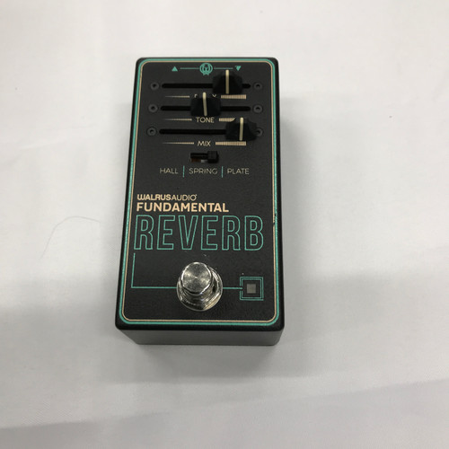 Vist Large View of Product Image Which is Used Walrus Audio FUNDAMENTAL REVERB Reverb Pedal