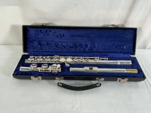 Vist Large View of Product Image Which is Used Gemeinhardt 2SP FLUTE Student Flute
