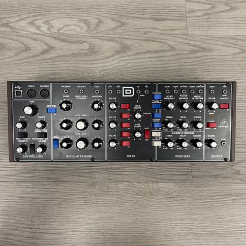 Vist Large View of Product Image Which is Used Behringer MODEL D W/AC Rackmount Synthesizer Rackmount